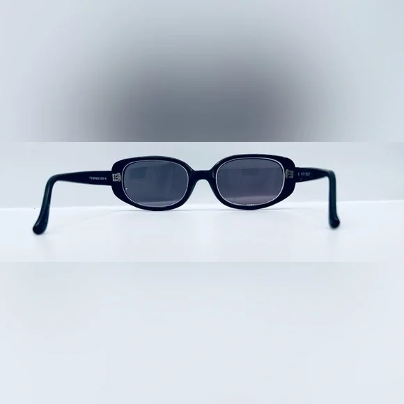 Ellen Tracy Black Oval Sunglasses Frames Only - Picture 6 of 8